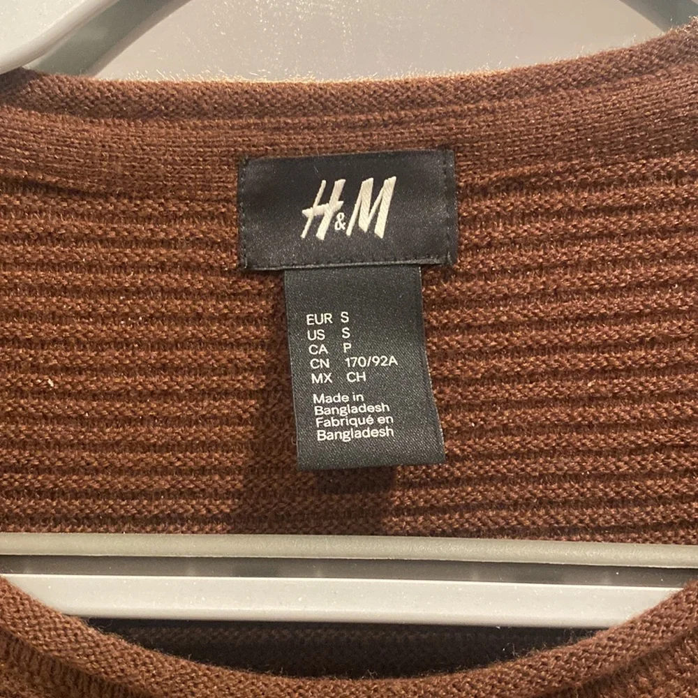 H&M Burgundy / Brick Red Soft Ribbed Crewneck Sweater Sz Small - Picture 4 of 4